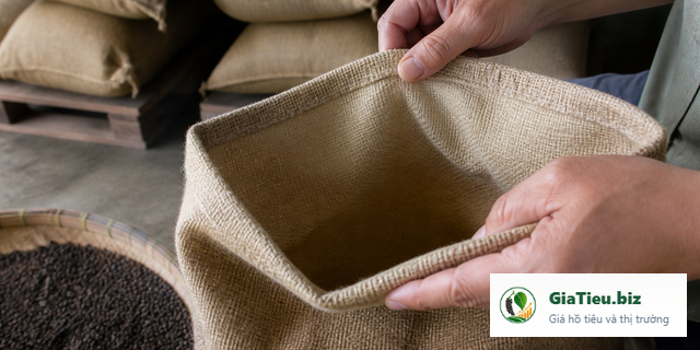 Hình minh họa cho bài Bao jute đựng hồ tiêu: vì sao bao bì ảnh hưởng tới bảo quản?